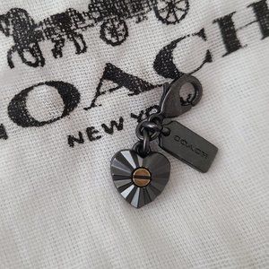 RARE! COACH Daisy Rivet Heart Dinky Rouge bag Charm. NEW!